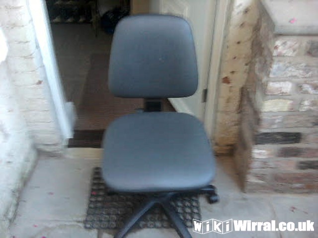 Attached picture chair 1.jpg